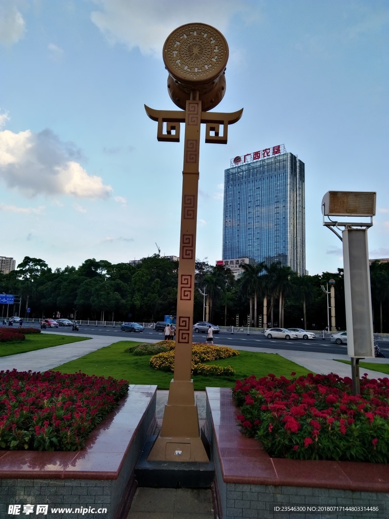 民族广场的灯