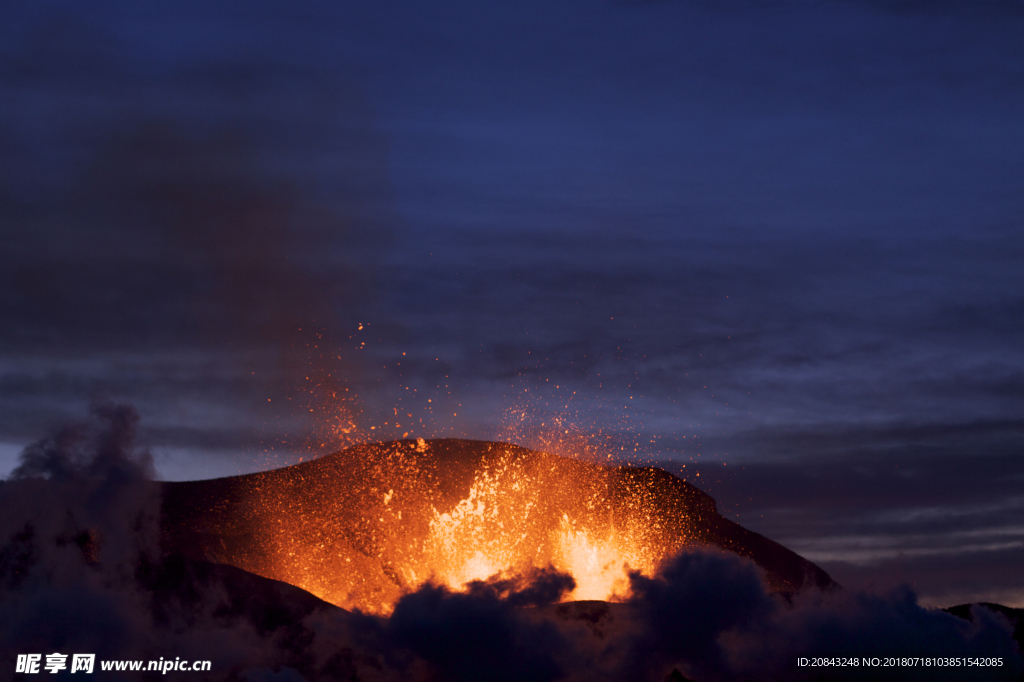 火山口