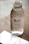 水