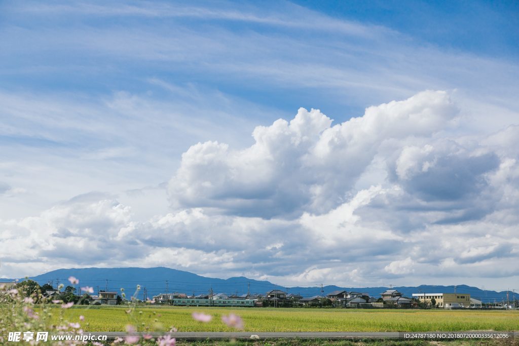 田园风景蓝天白云日本田园