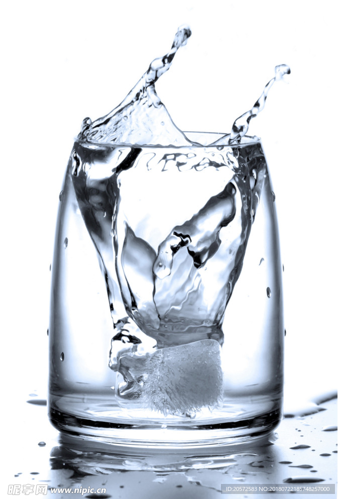 水杯