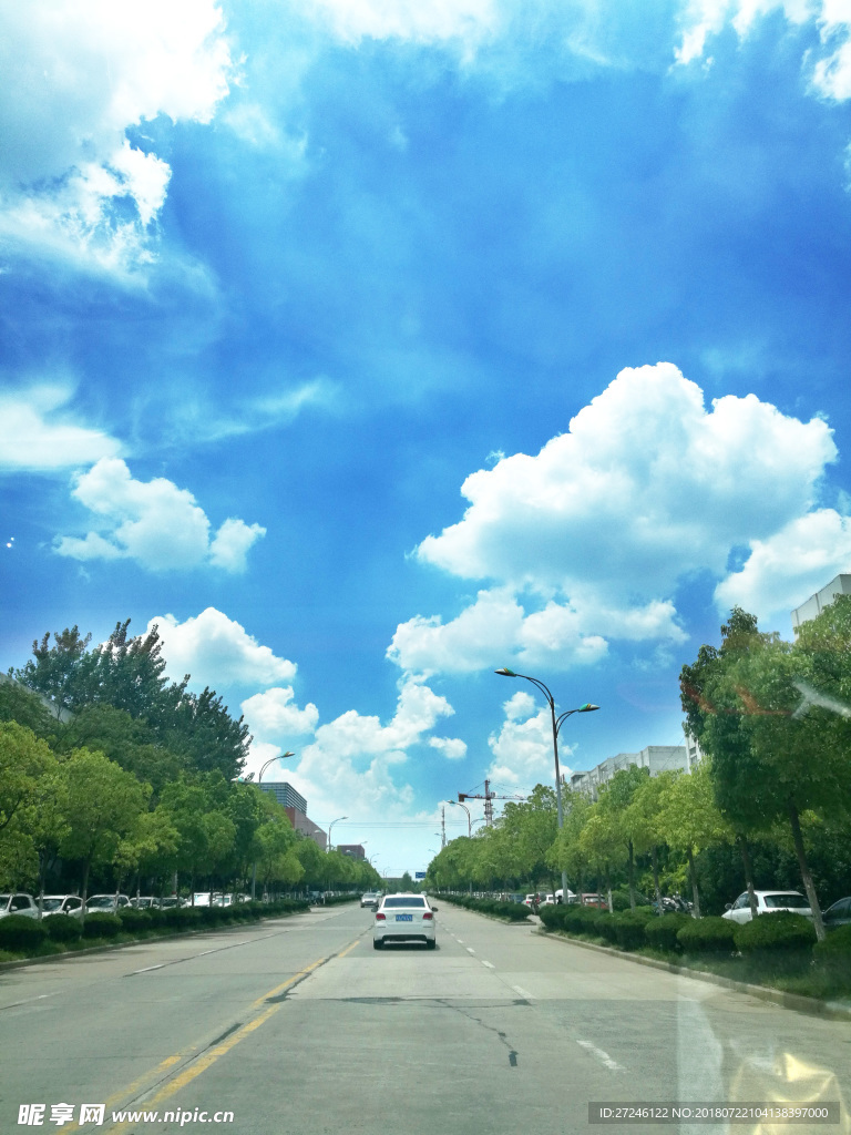 天空