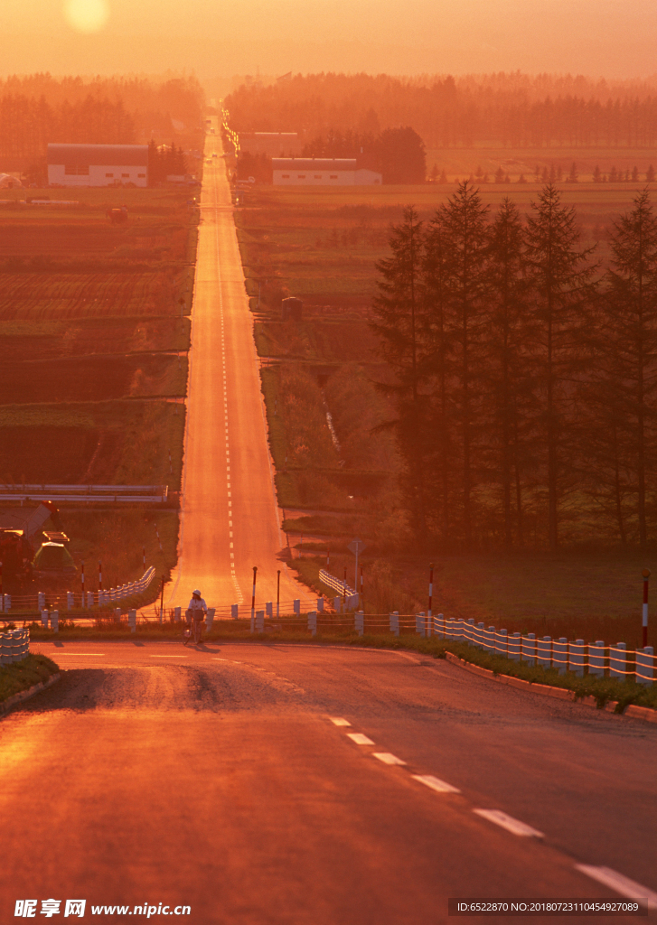 黄昏下的农村风景 道路风景