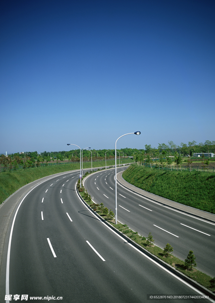 公路  道路交通