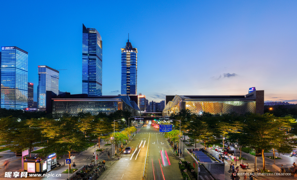 深圳图书馆和深圳音乐厅夜景