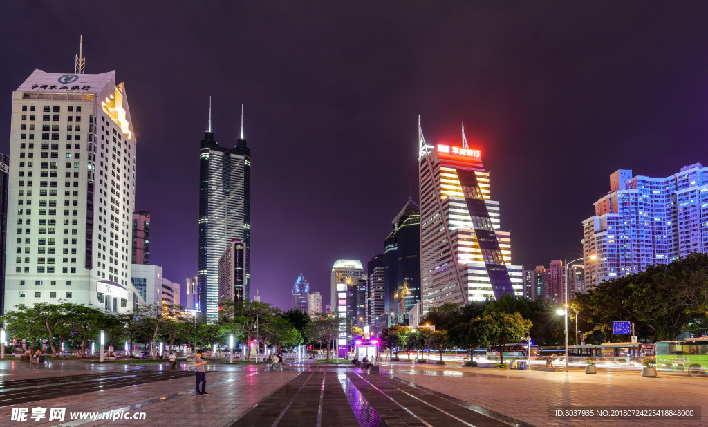 深圳大剧院商业圈夜景