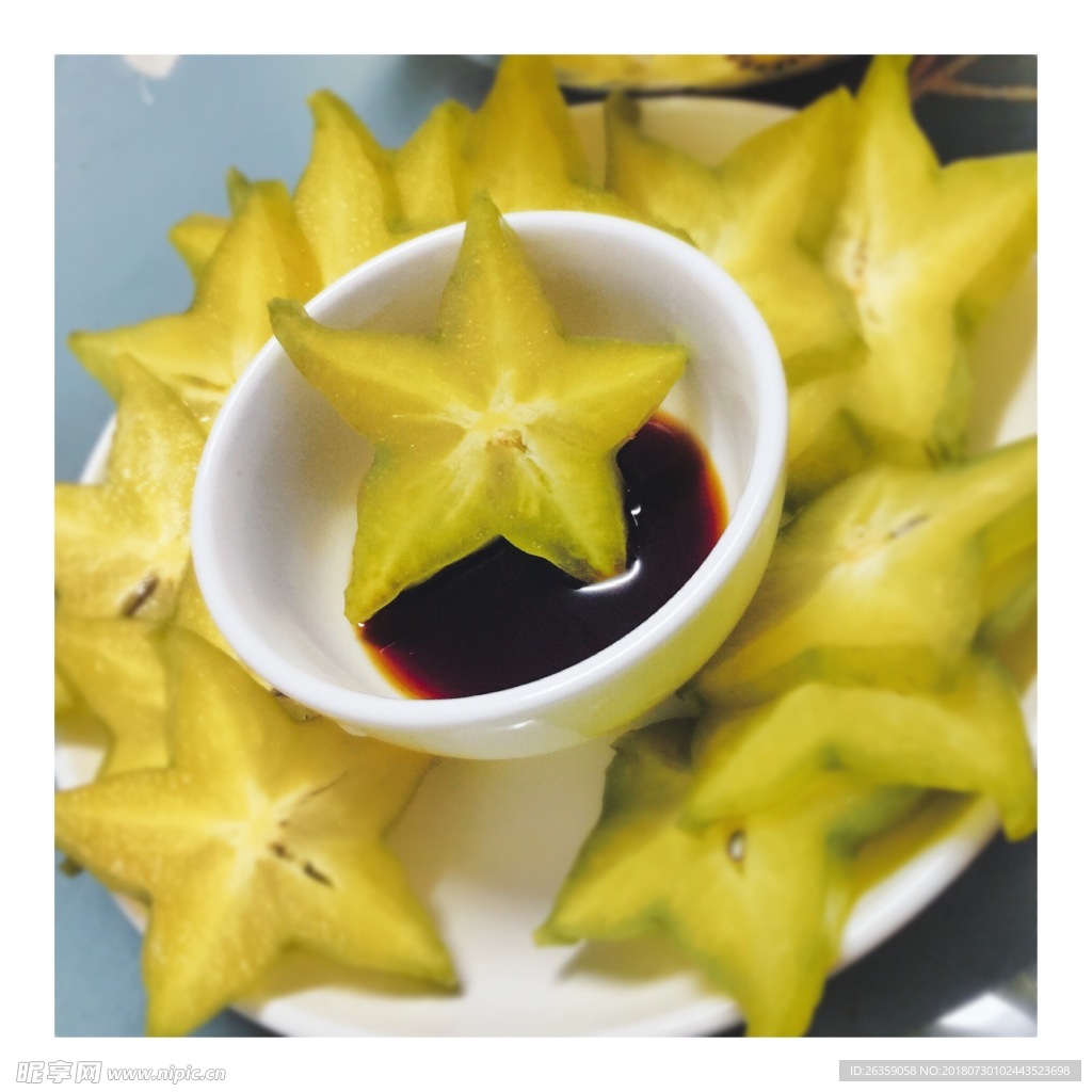 杨桃蘸酱油