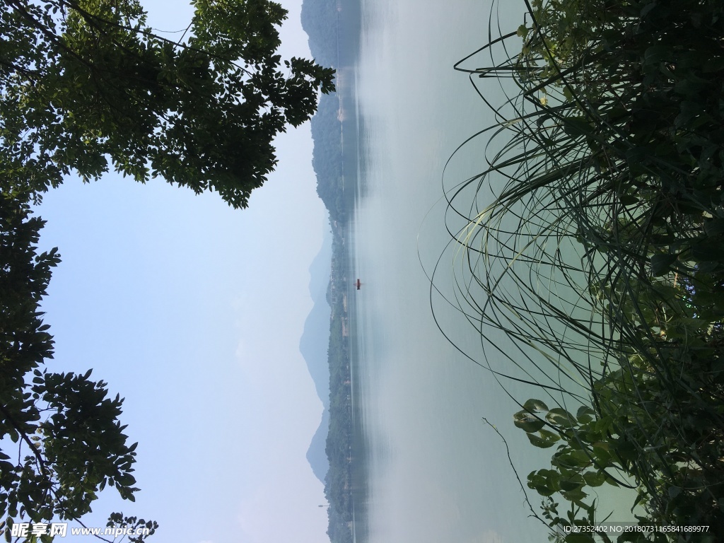 青山湖