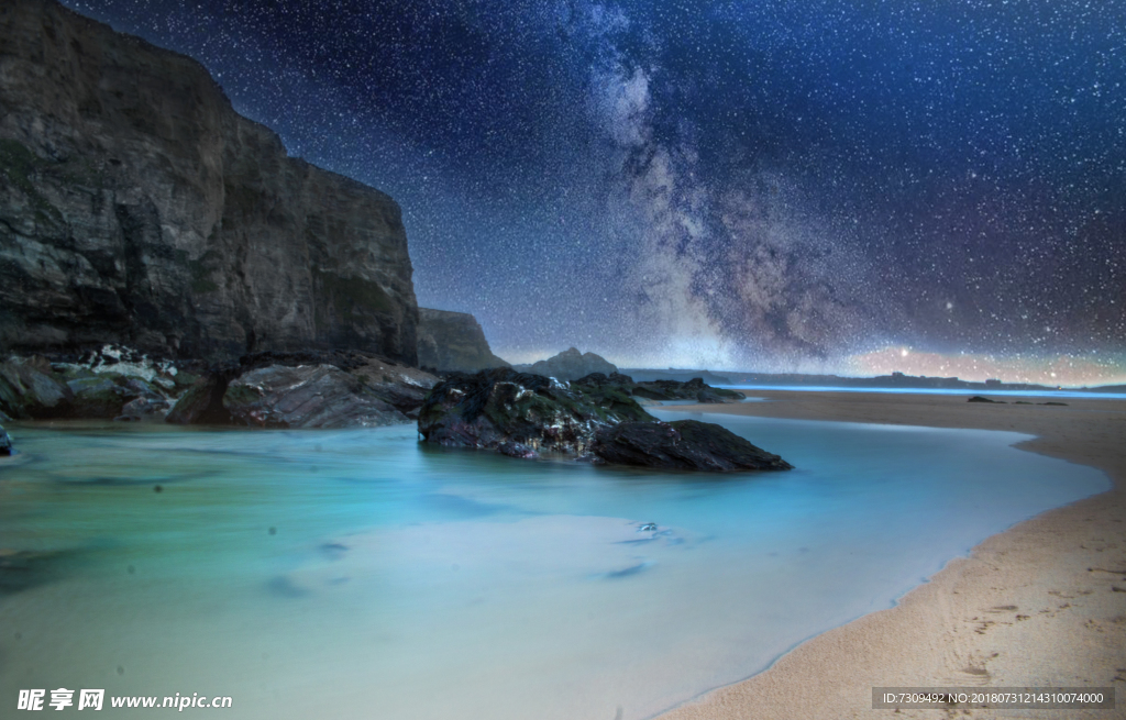海边美丽星空图
