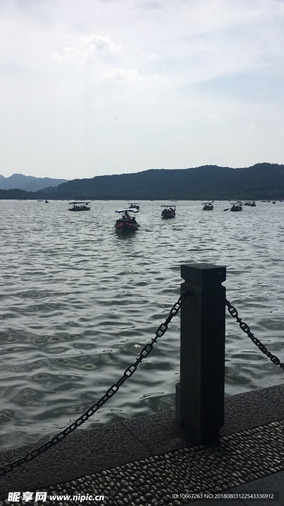 西湖游船