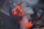 火山口喷发