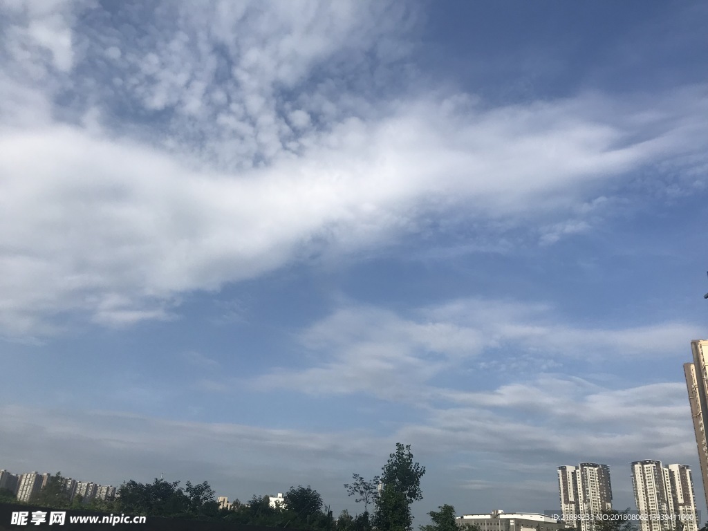 天空