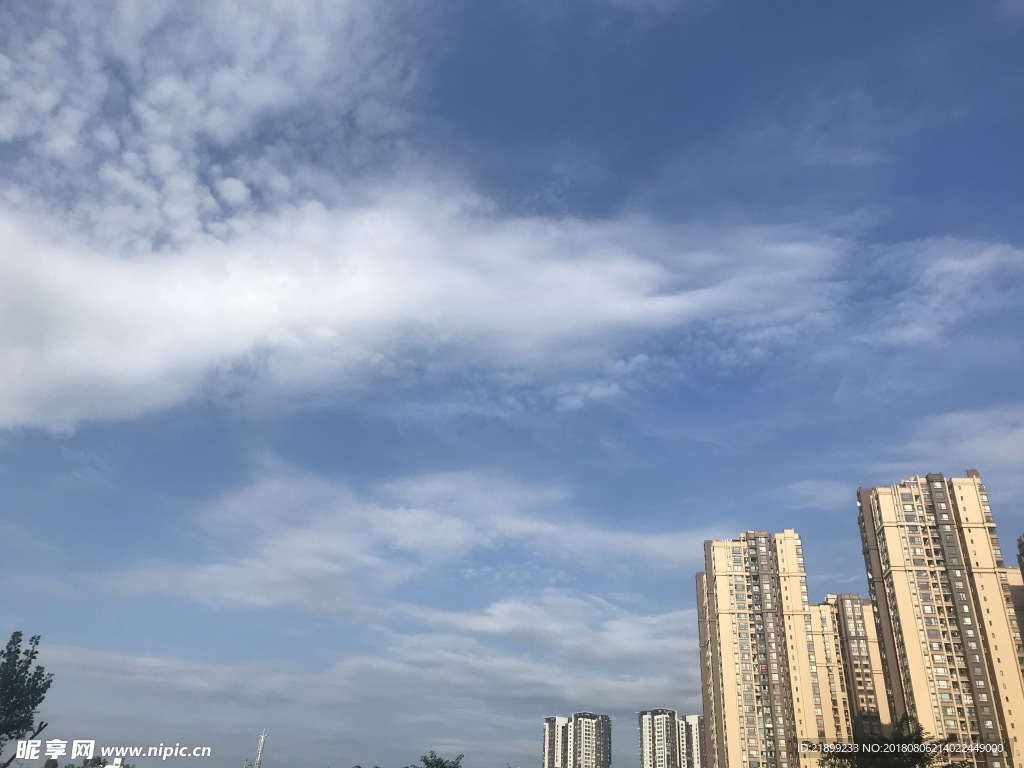 天空