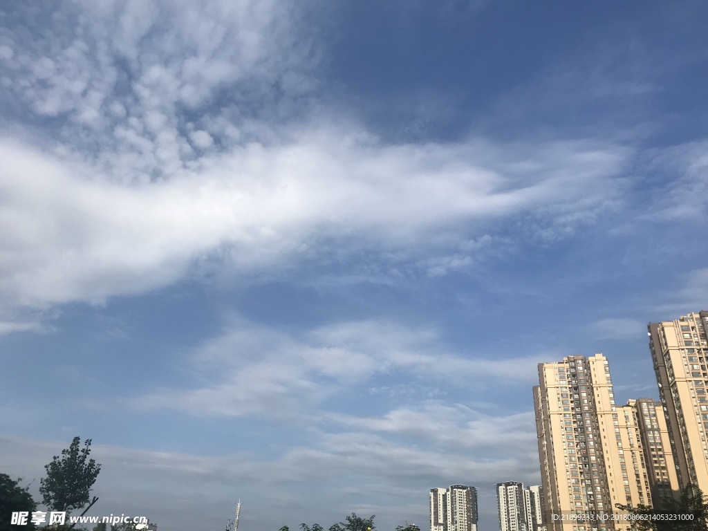 天空