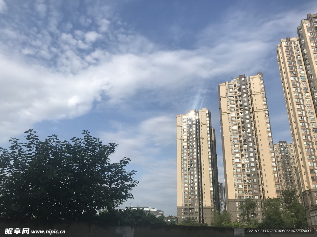 天空