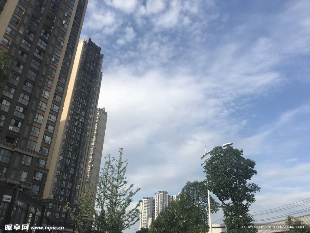 天空