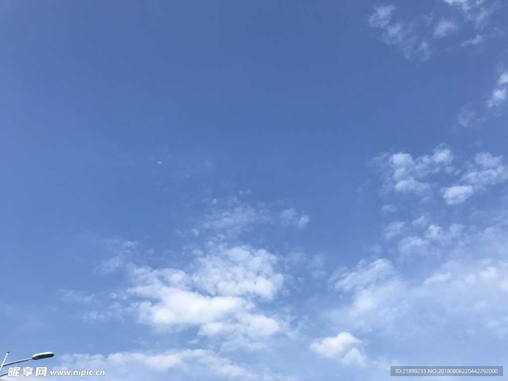 天空