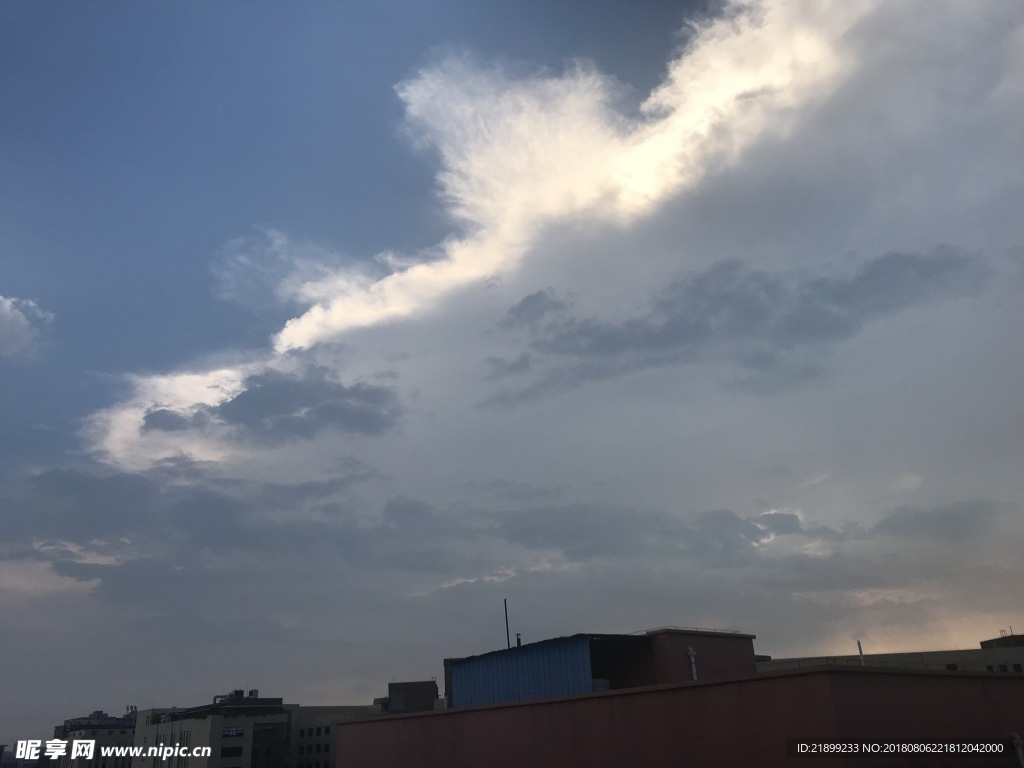 天空