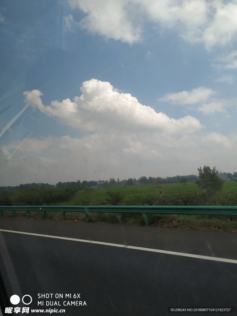 旅游风景白云