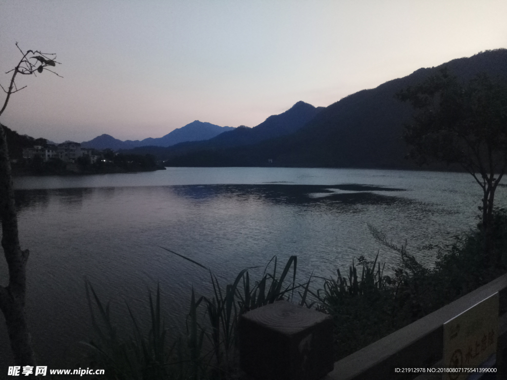 千岛湖傍晚