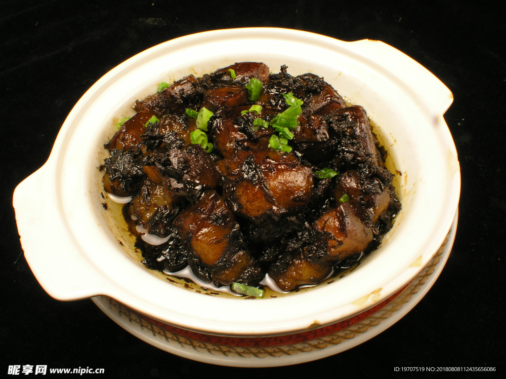 梅菜焖肉