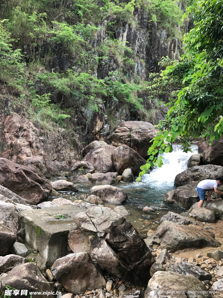 白水寨溪流