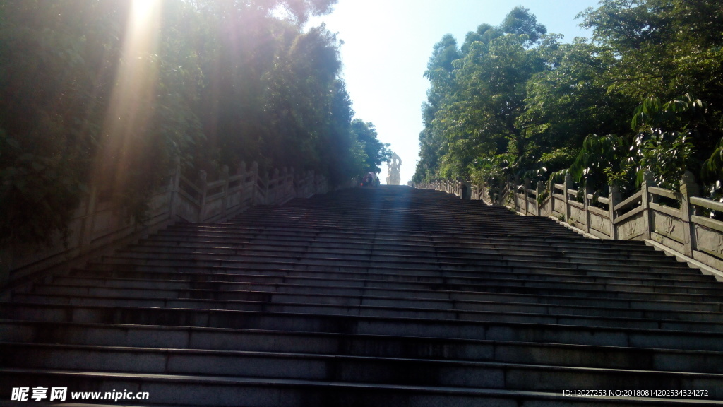 莲花山旅游区望海观音