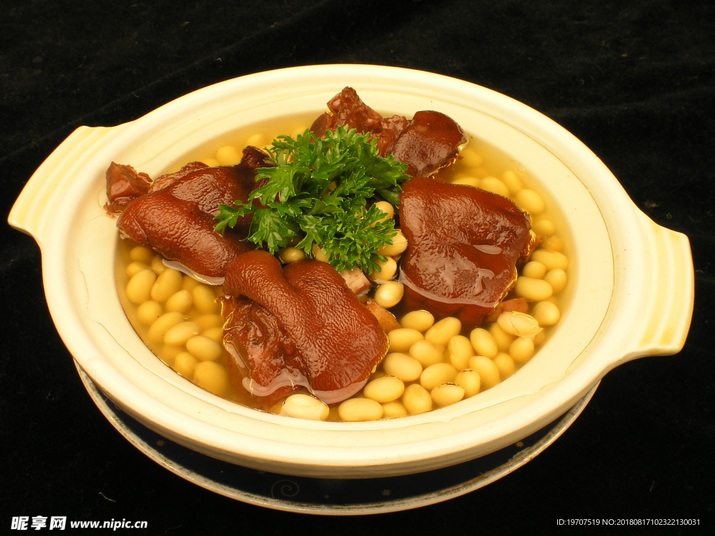 黄豆猪肉煲