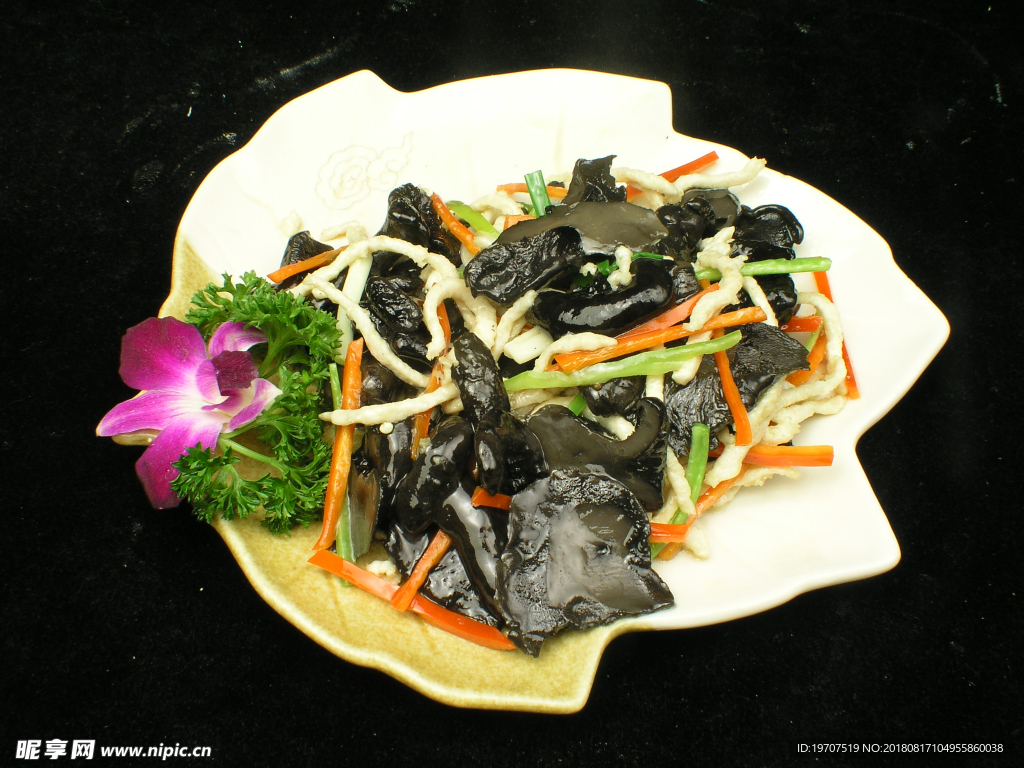 鸡丝虎掌菌
