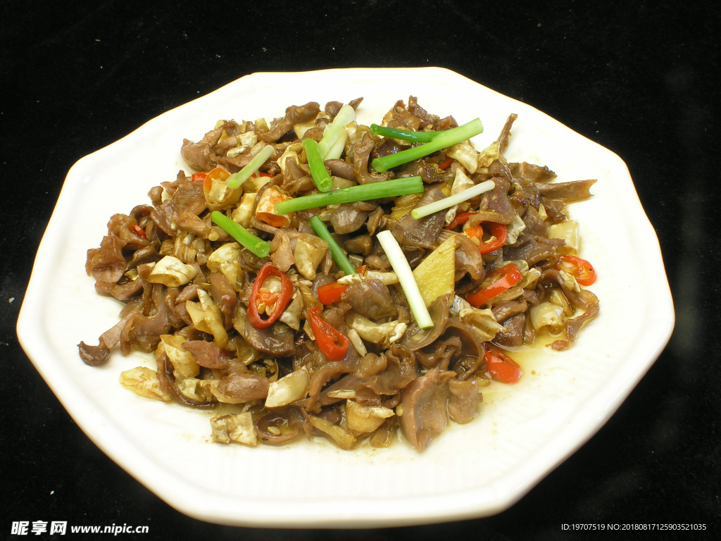 炒鸡杂