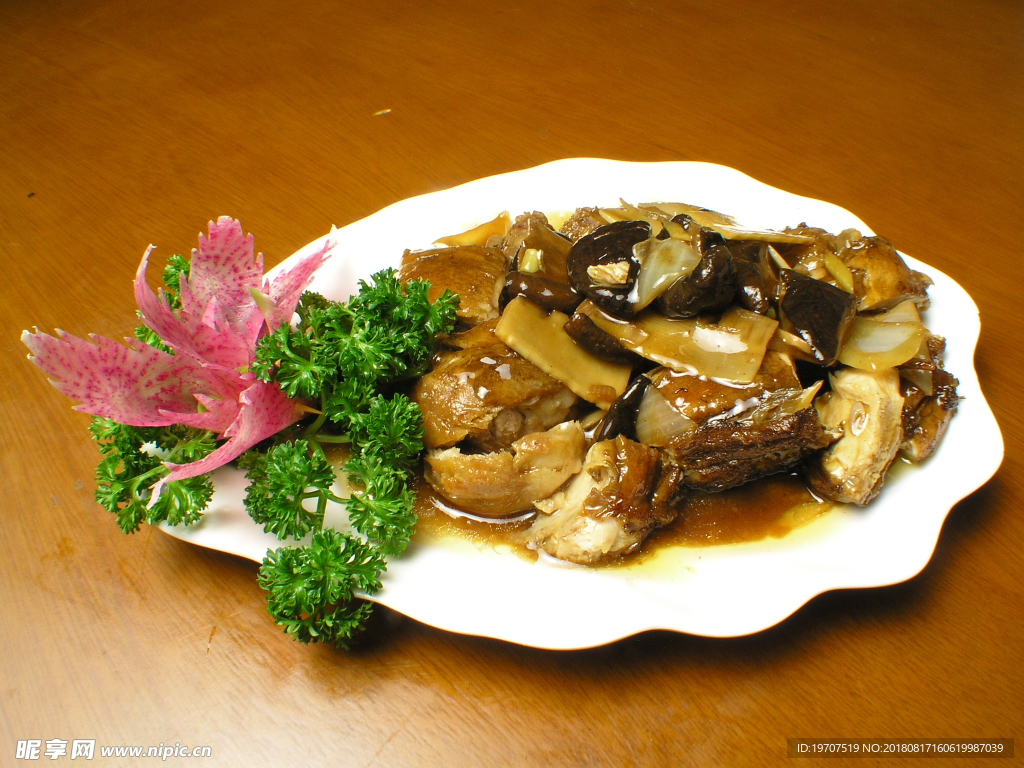 冬菇炒鸡