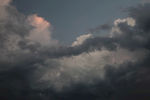 暴风雨天空