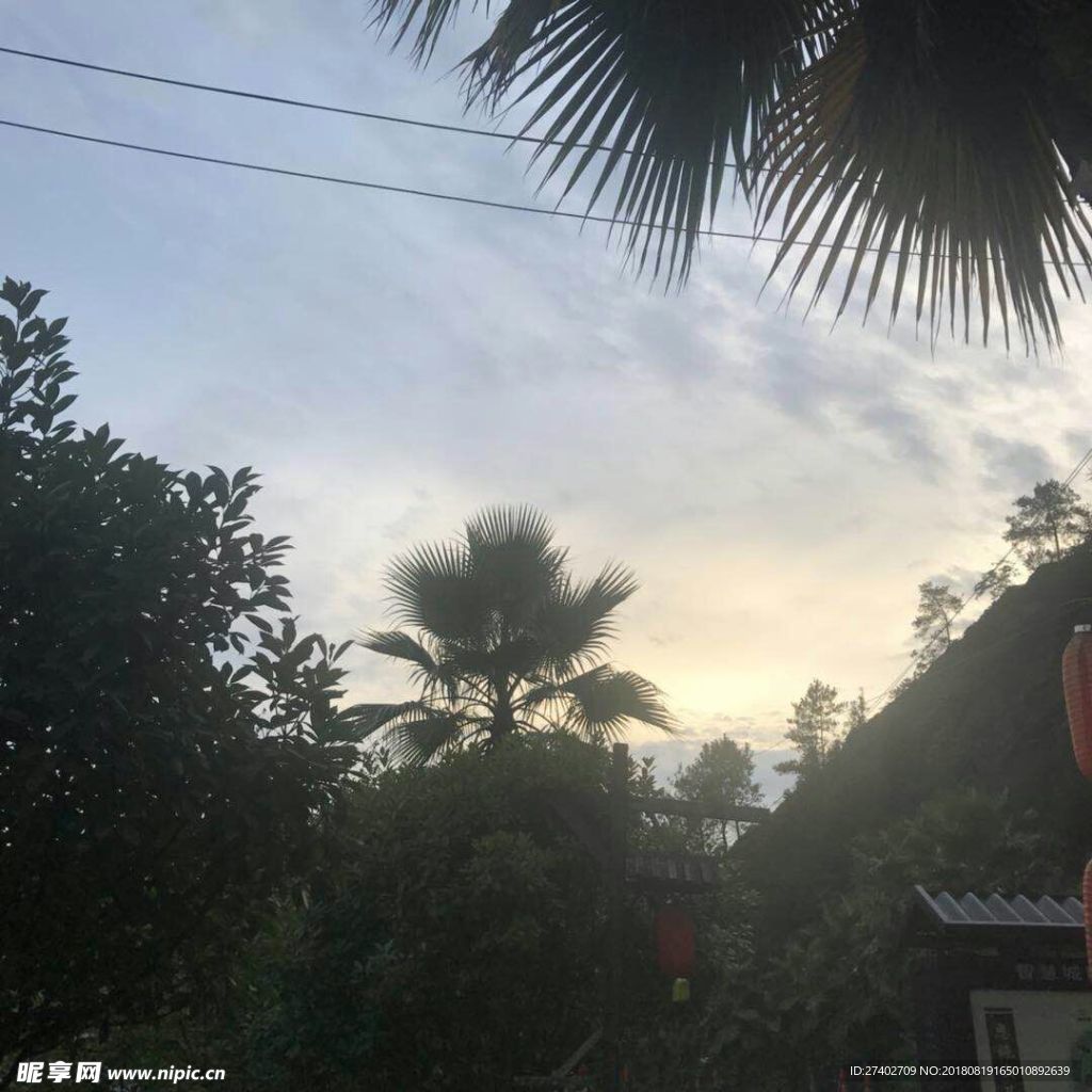 天空