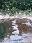 山间溪水