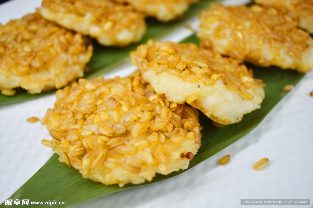 香煎小麦墨鱼饼