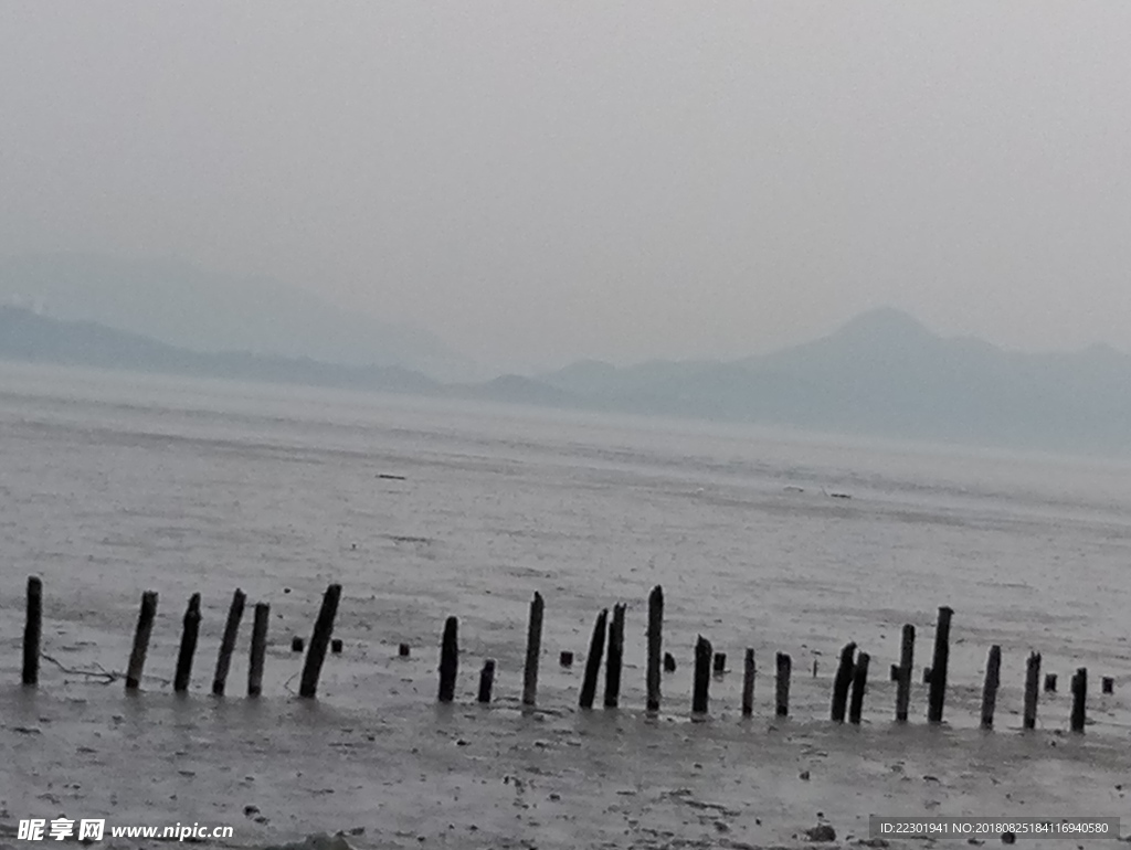 海边 大海 岩石 樵石 天空