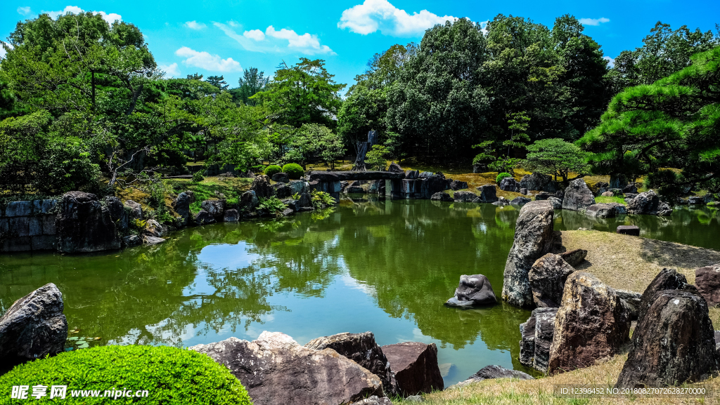 山水湖泊