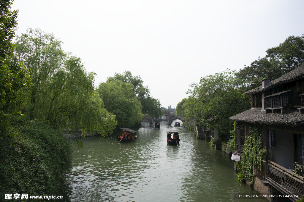 乌镇 碧水蓝天 江南水乡