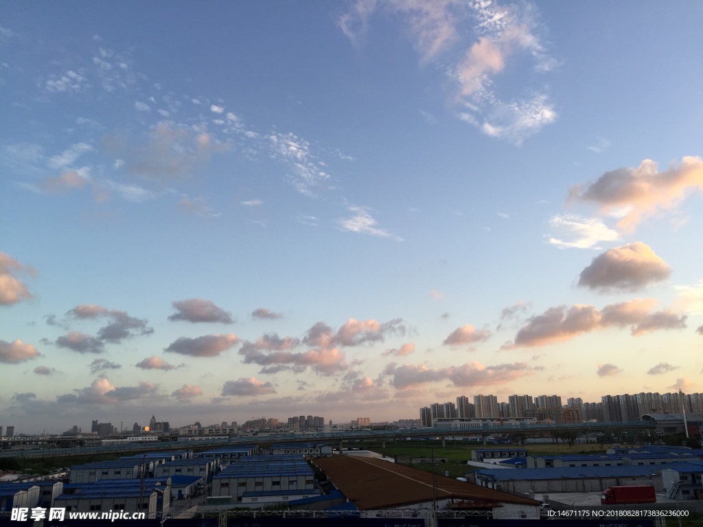 天空 云