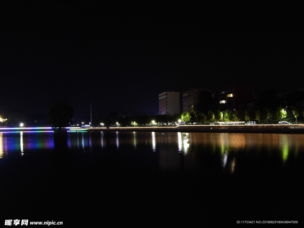 公园夜景
