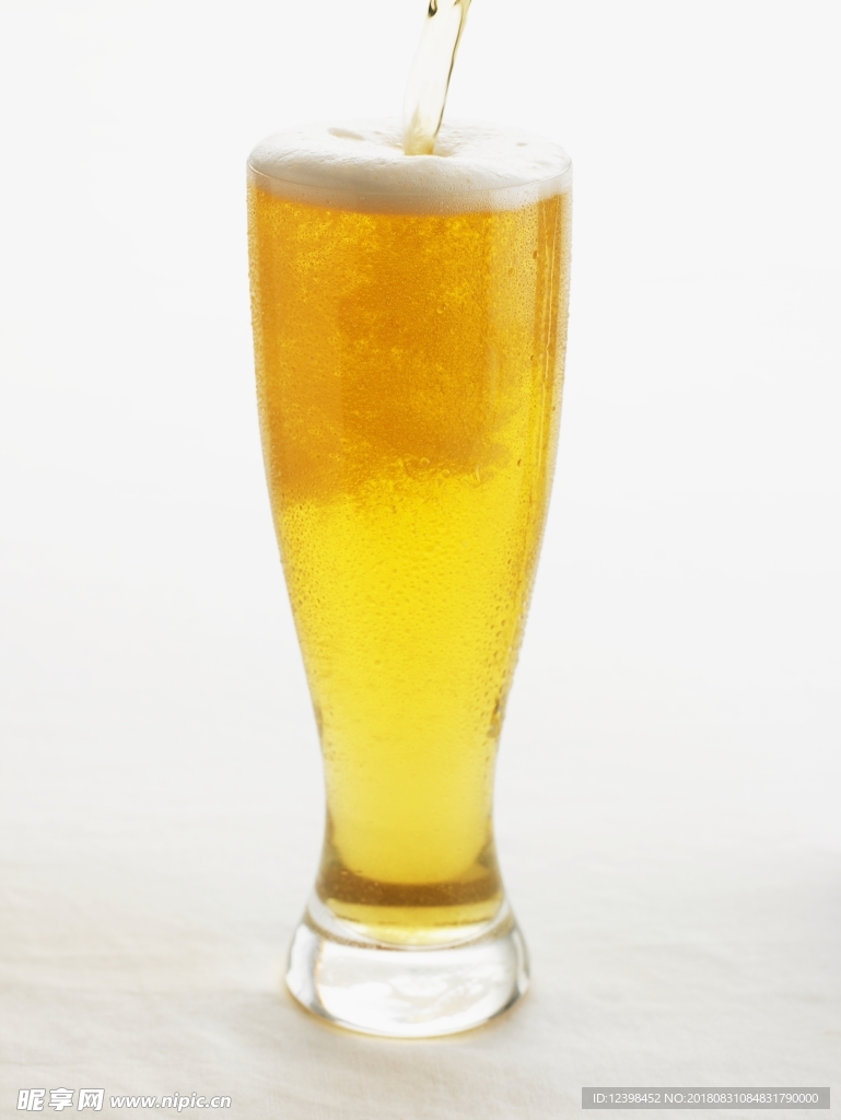 啤酒