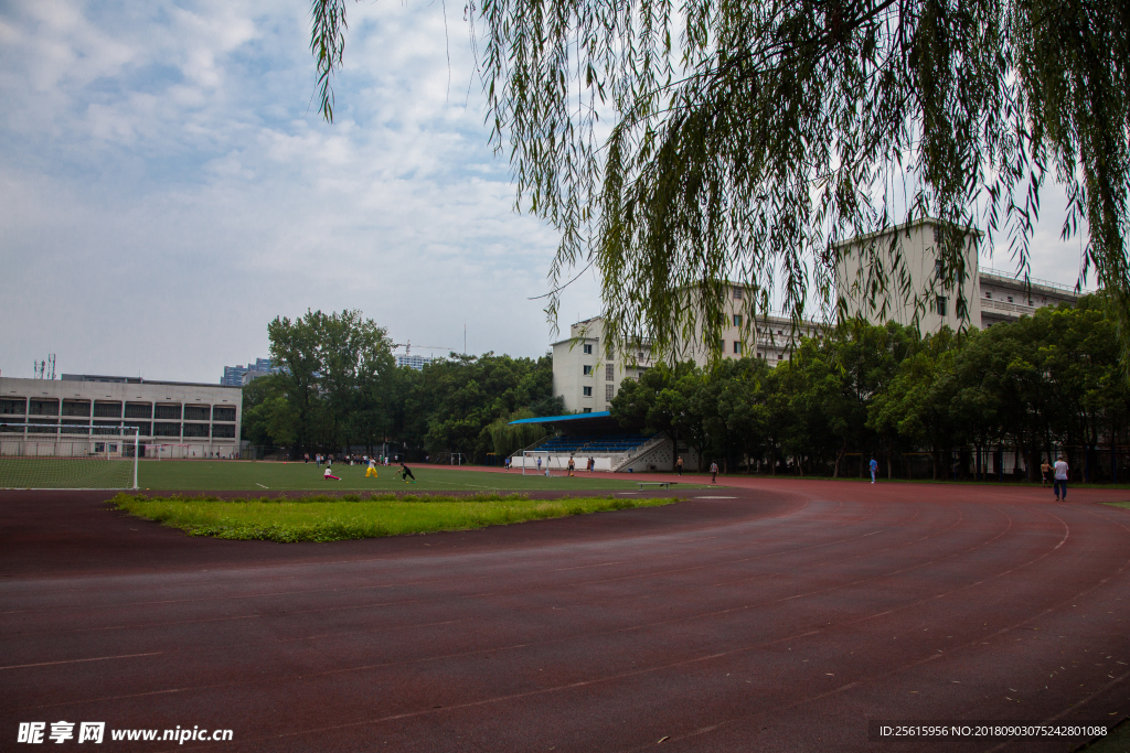 景德镇陶瓷大学