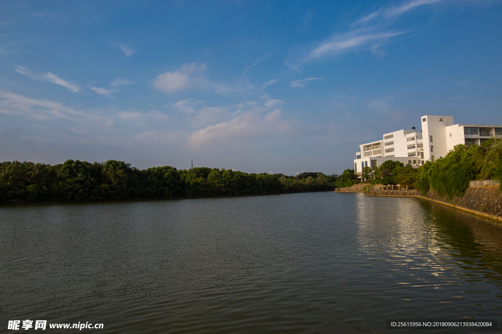 南昌大学