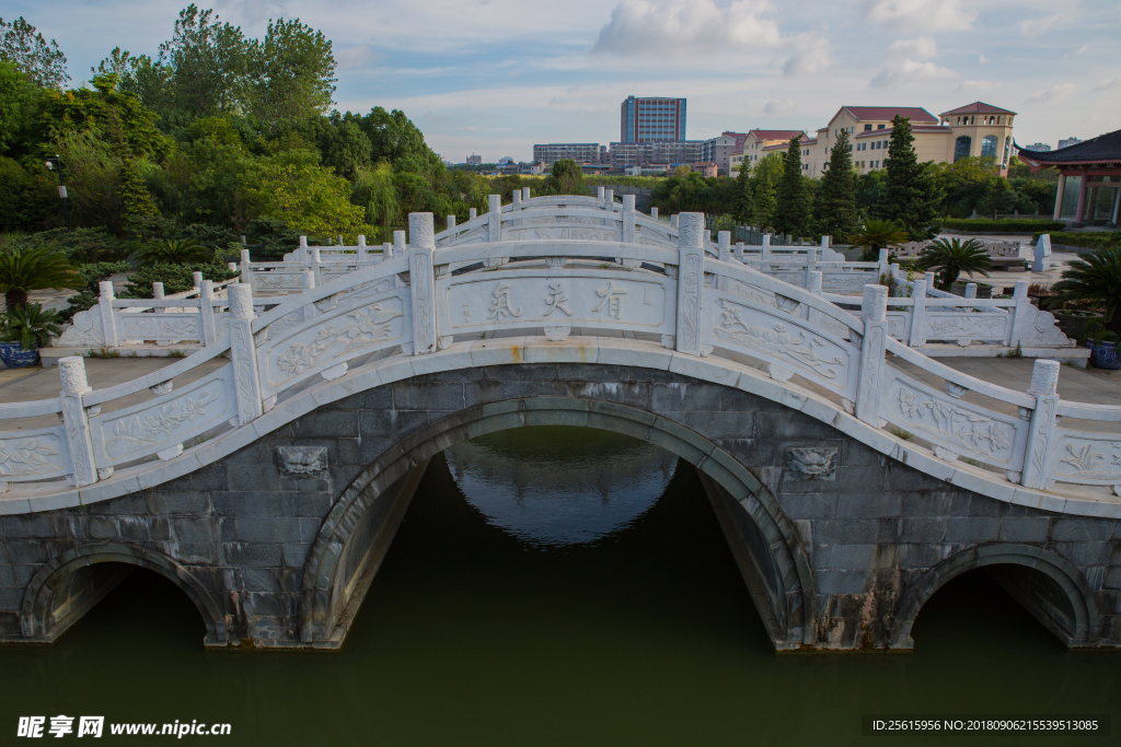 天香园