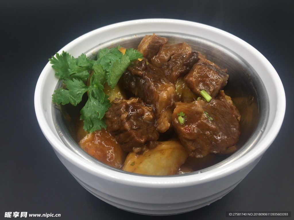 土豆牛腩