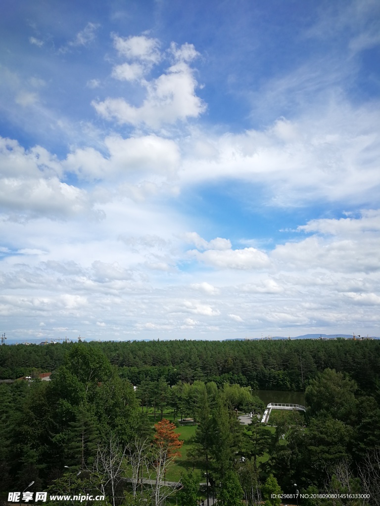 天空
