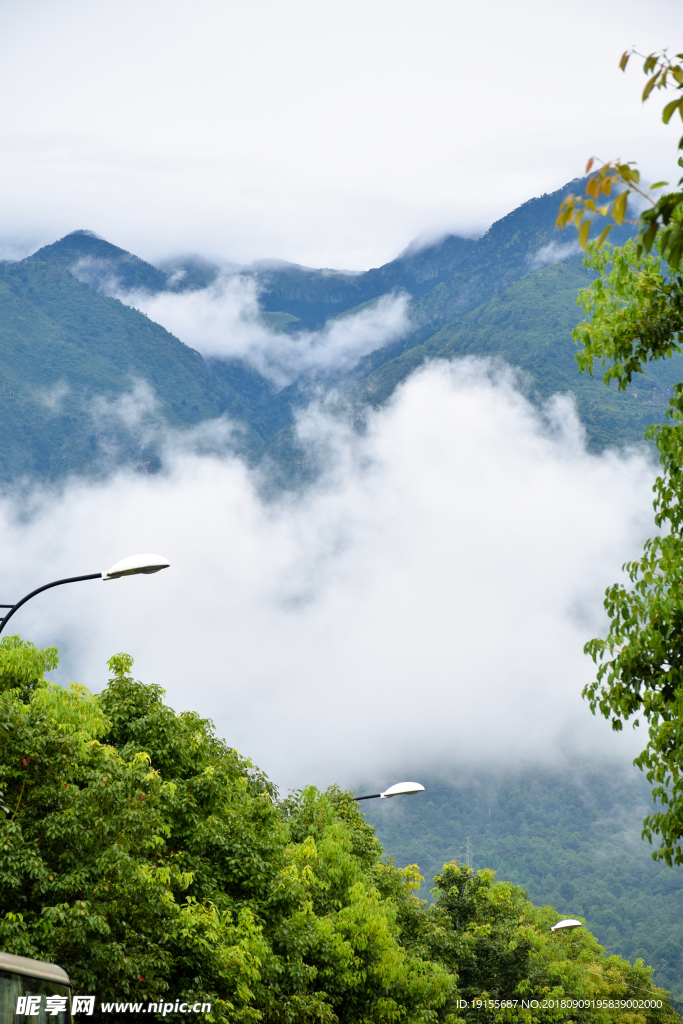 苍山近景