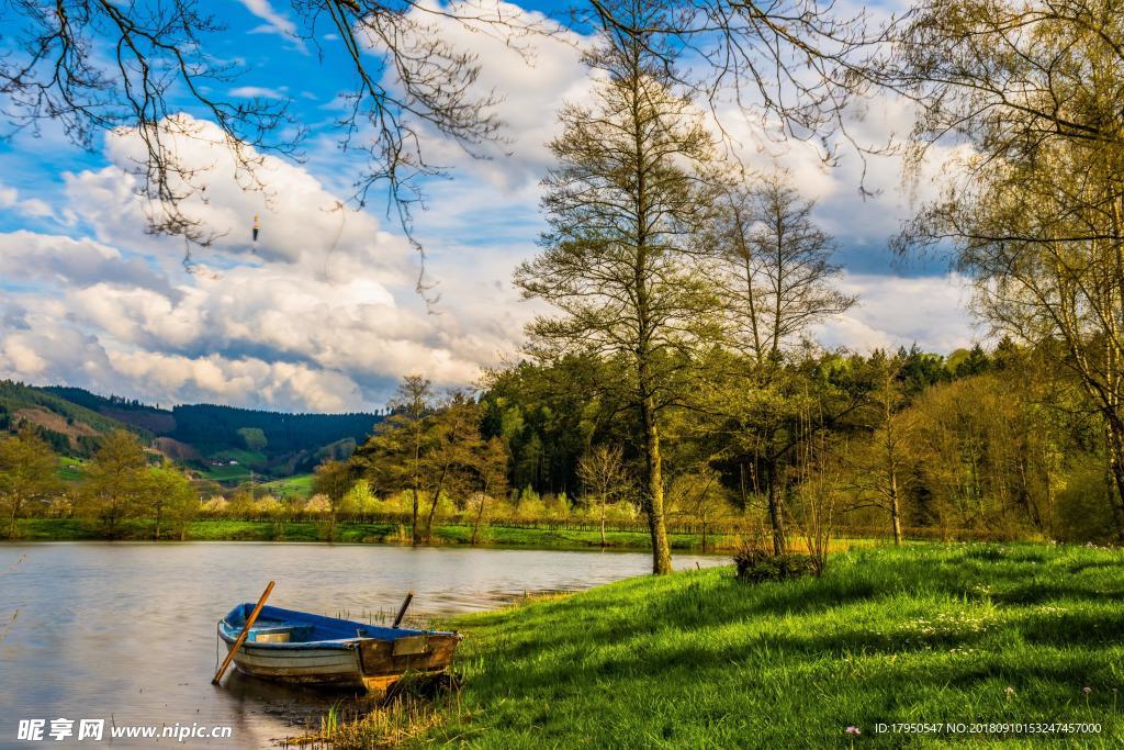 湖边风景