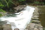 山间流水