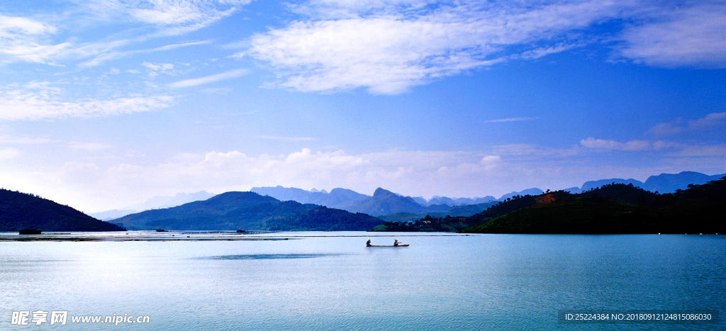 万峰湖